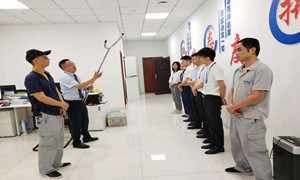 光谷店“防盜搶、保安全”應(yīng)急預(yù)案演練及培訓(xùn)圓滿開(kāi)展